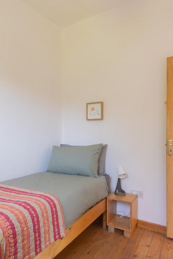 The Common Knowledge Centre Hostel Kilfenora Luaran gambar